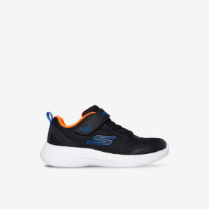 Zapatillas Skechers negras con toques azul y naranja. Transpirables, ligeras y con velcro. Perfectas para el cole y las actividades diarias.