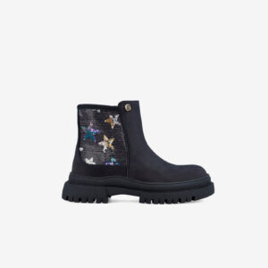 Botas de la marca española Garvalín de piel negra con detalles de estrellas brillantes y cremallera lateral. Elegantes, resistentes y cómodas, perfectas para niñas que siempre están explorando