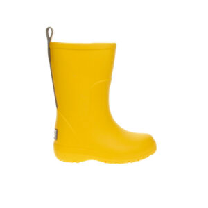 Bota de agua Isotoner unisex amarilla. Flexible, cómoda y segura para saltar en charcos sin miedo a mojarse. Diversión garantizada en días de lluvia.