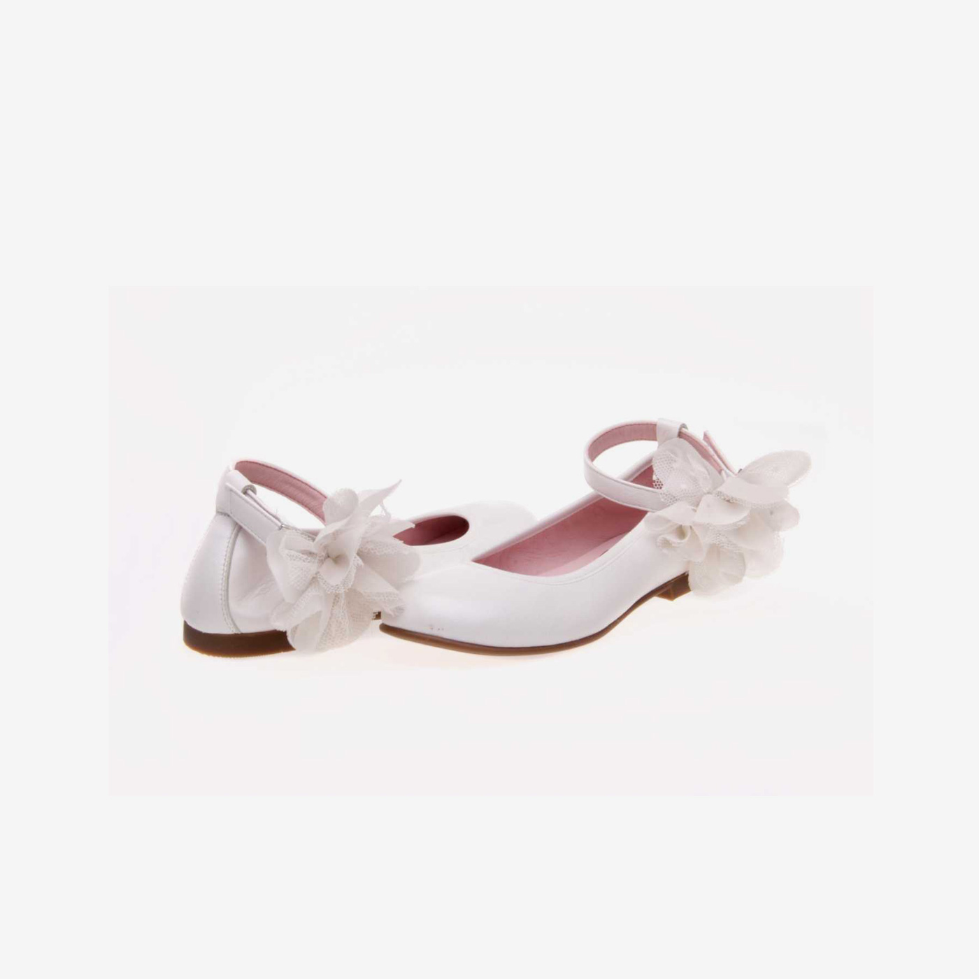 Manoletina niña nacarada con hebilla