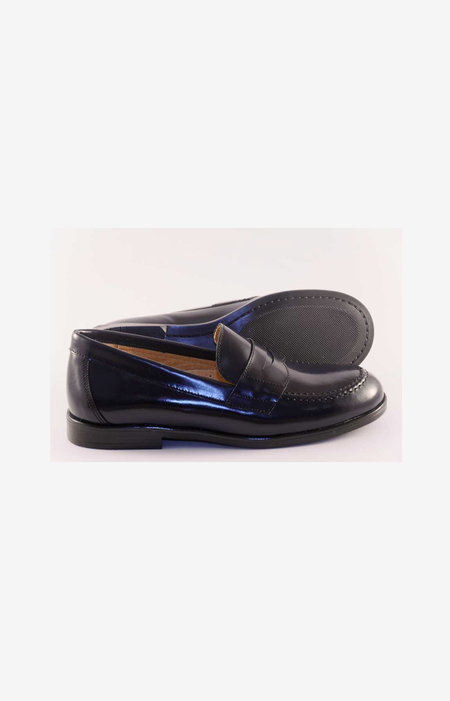 Zapato mocasin en florentin azul.