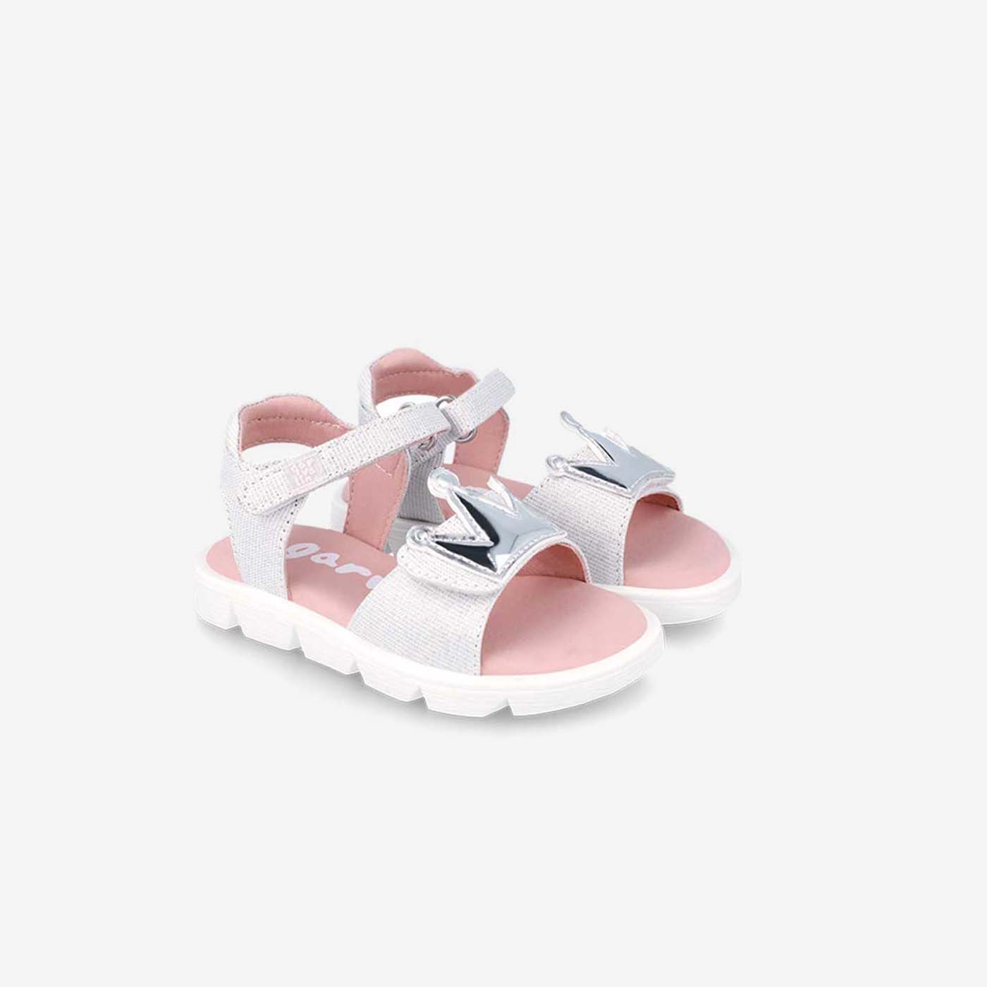 Sandalias de niña Garvalin en blanco y plata con doble velcro.