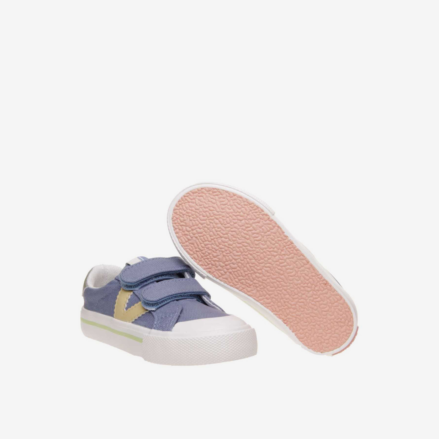 Lona de niño de Victoria con velcro y puntera reforzada.