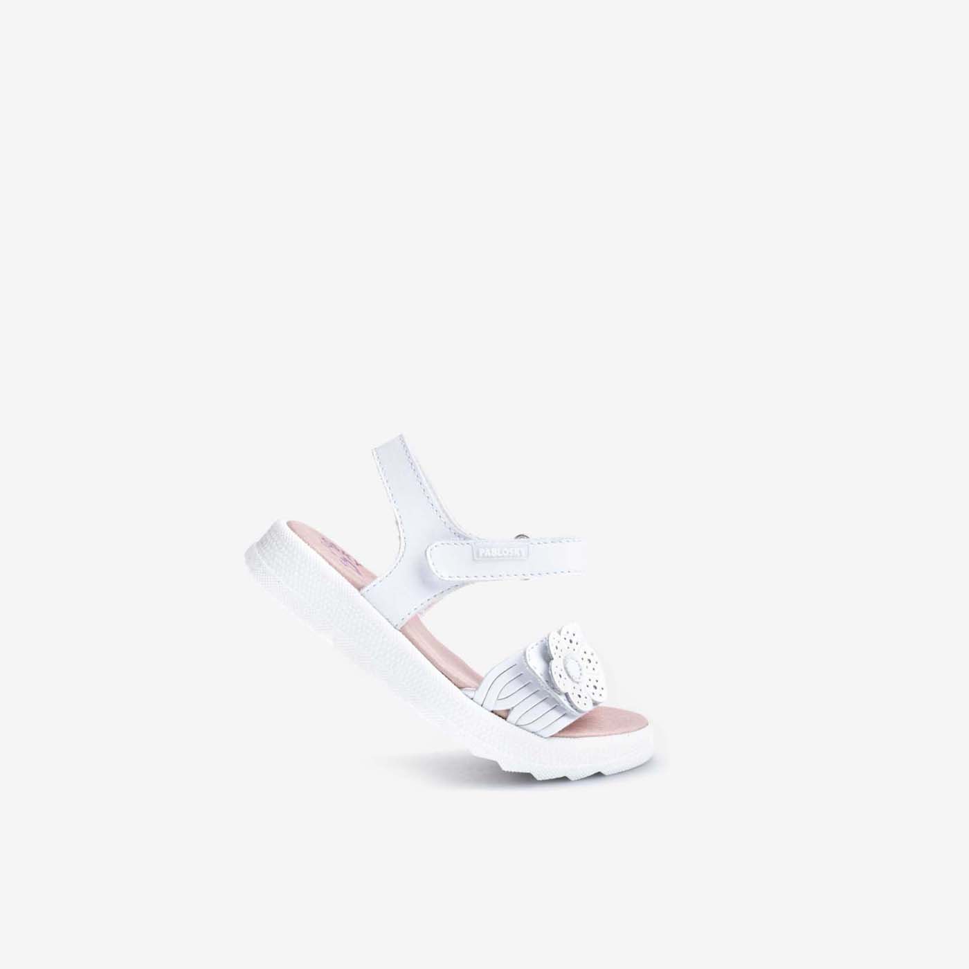 Sandalias de niña Pablosky con velcro en la pala y estilo