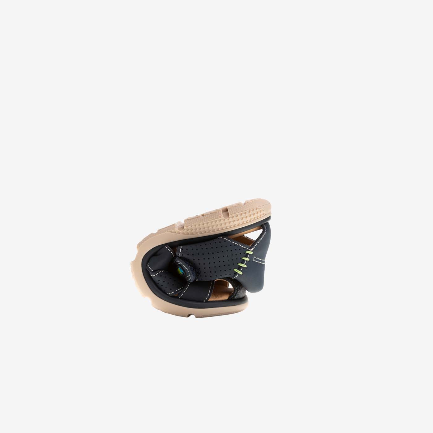 Sandalias de niño Pablosky casual con velcro y puntera reforzada toda de piel