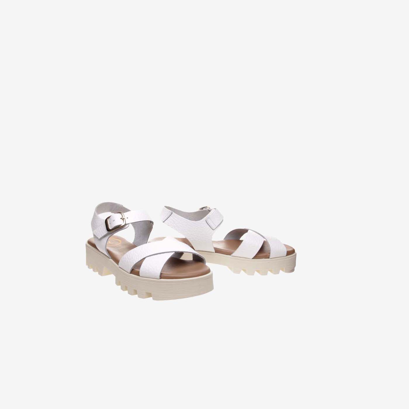 Sandalia de niña Lola Canales en piel blanca