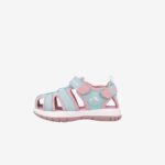 Sandalia niña Garvalin ideal para campamento con velcro y puntera reforzada.