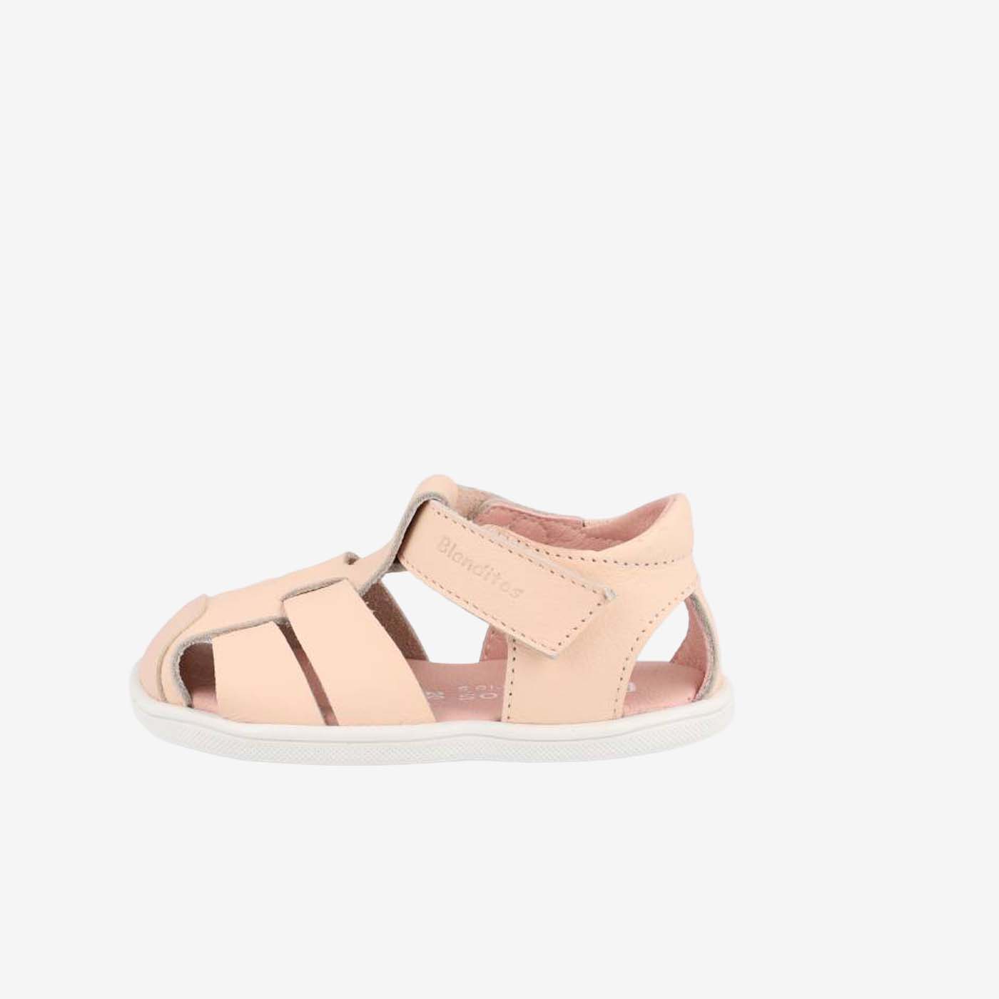 Sandalia puntera cerrada en rosa Blanditos para niña | Libertad para explorar con dulzura