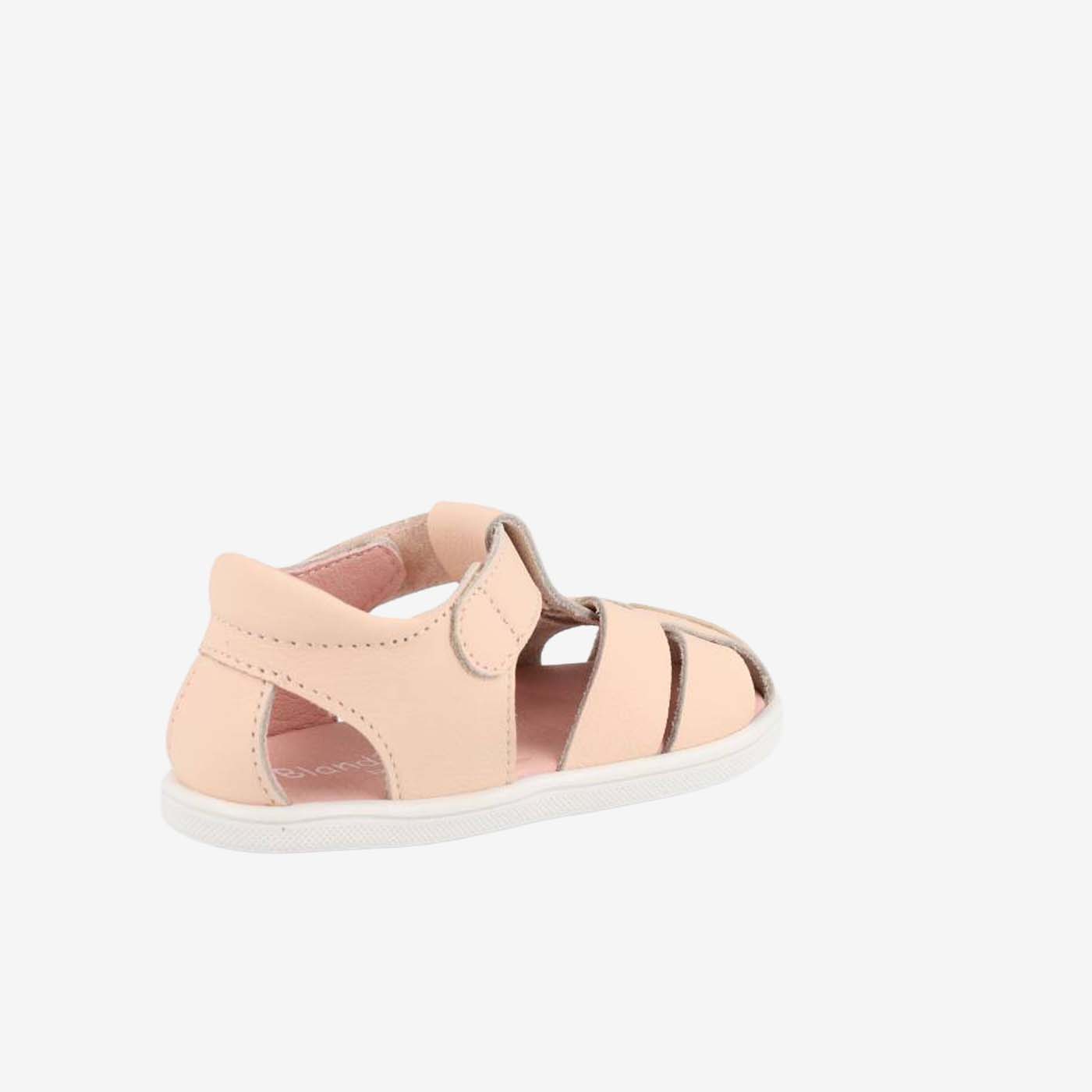 Sandalia puntera cerrada en rosa Blanditos para niña | Libertad para explorar con dulzura