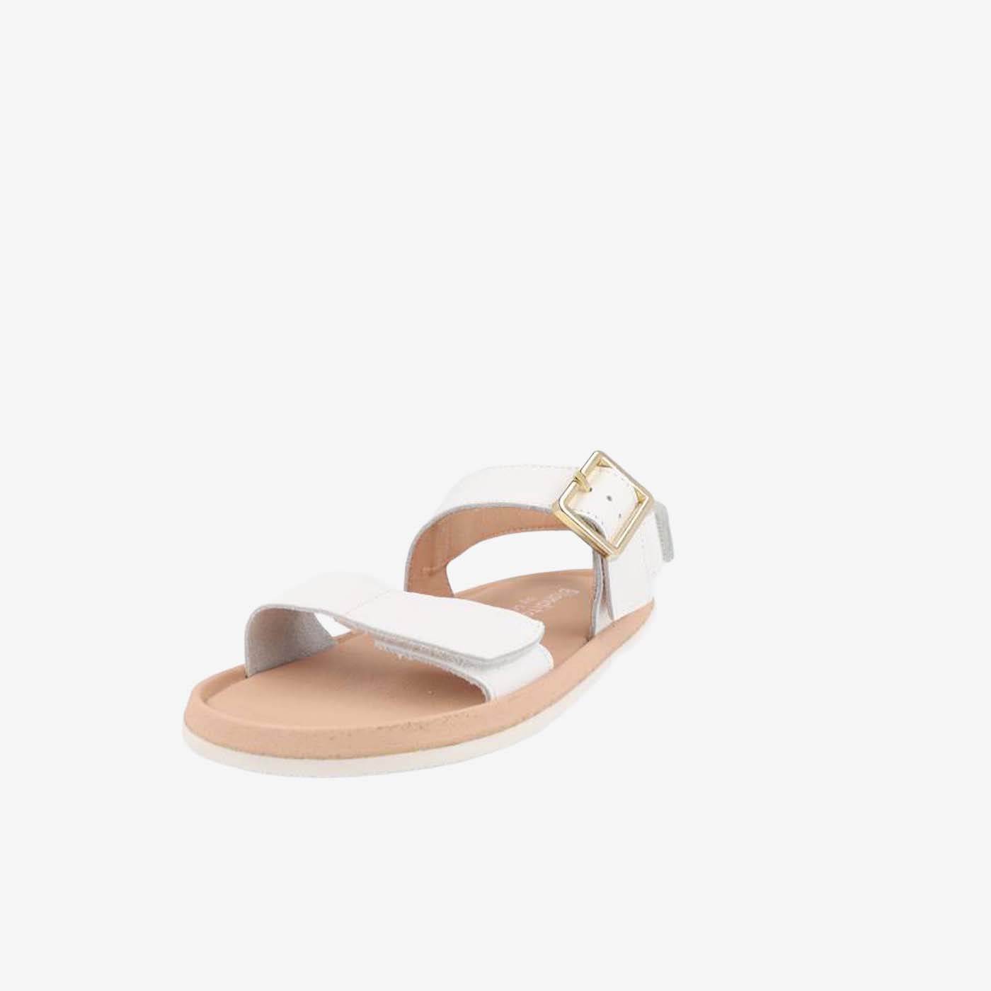 Sandalia respetuosa blanca de Blanditos para niña | Libertad y comodidad