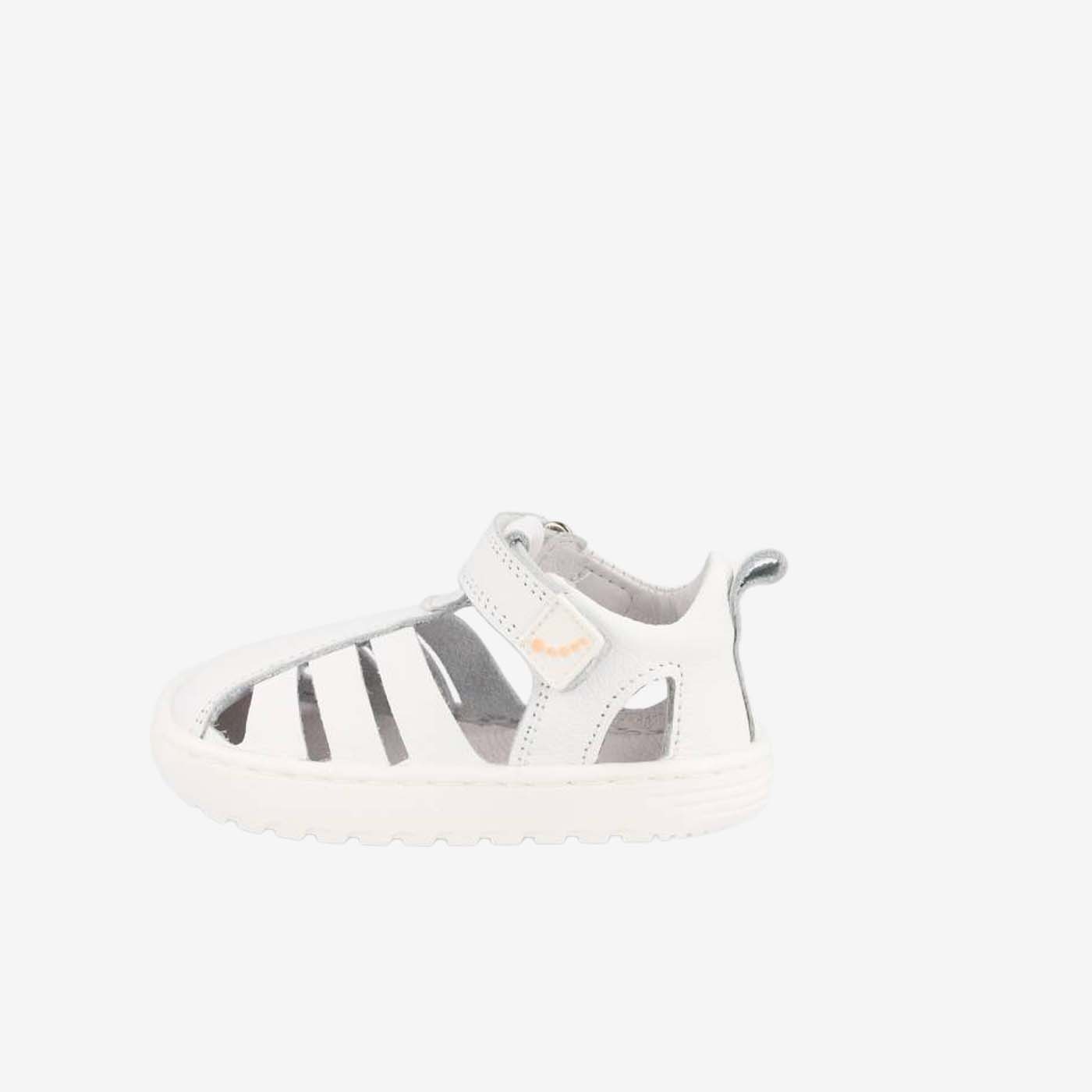 Sandalia respetuosa unisex en blanco de Blanditos | Ligera y flexible