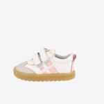 Zapatilla de niña en blanco y rosa de Blanditos | Estilo y comodidad para sus primeros pasos