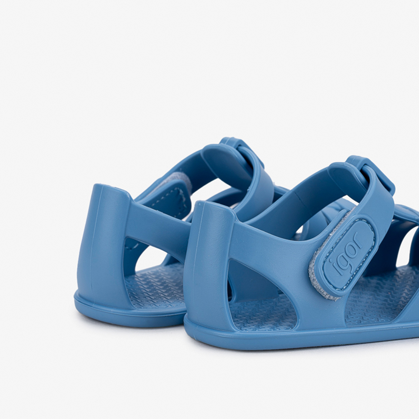 Sandalias cancrejeras respetuosa unisex con velcro de Igor