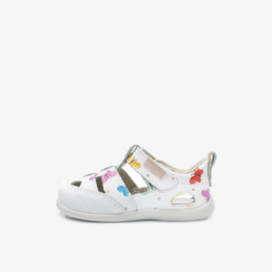 Sandalia de niña con puntera cerrada en blanco de ZapyFlex