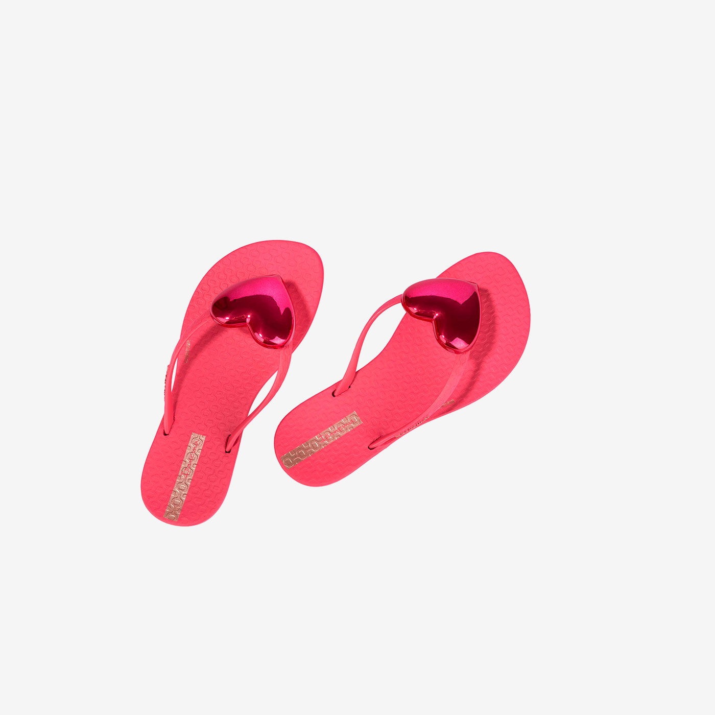 Playeras en fucsia con adorno de corazon de Ipanema