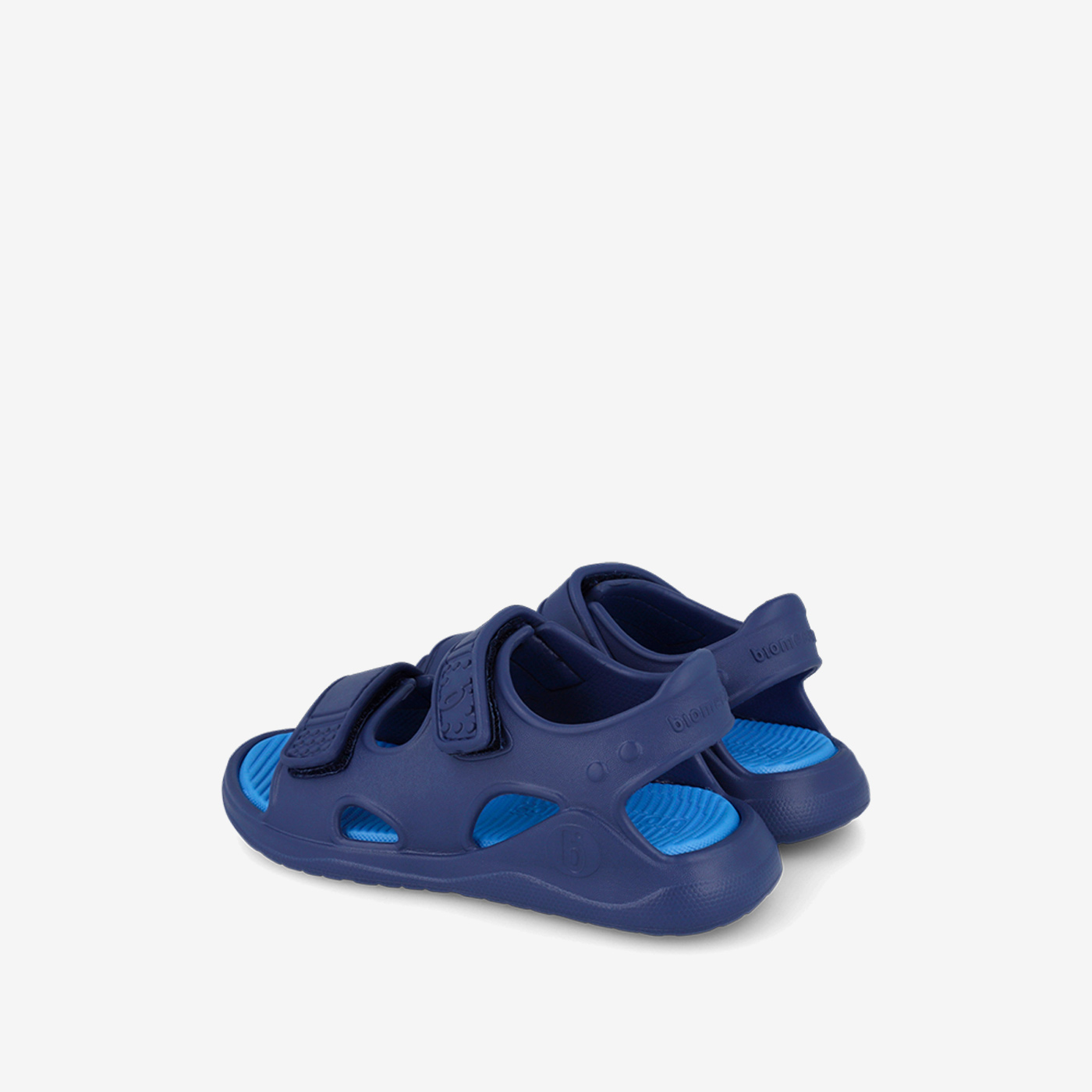 Sandalia con velcro de goma en azul de Biomecanics