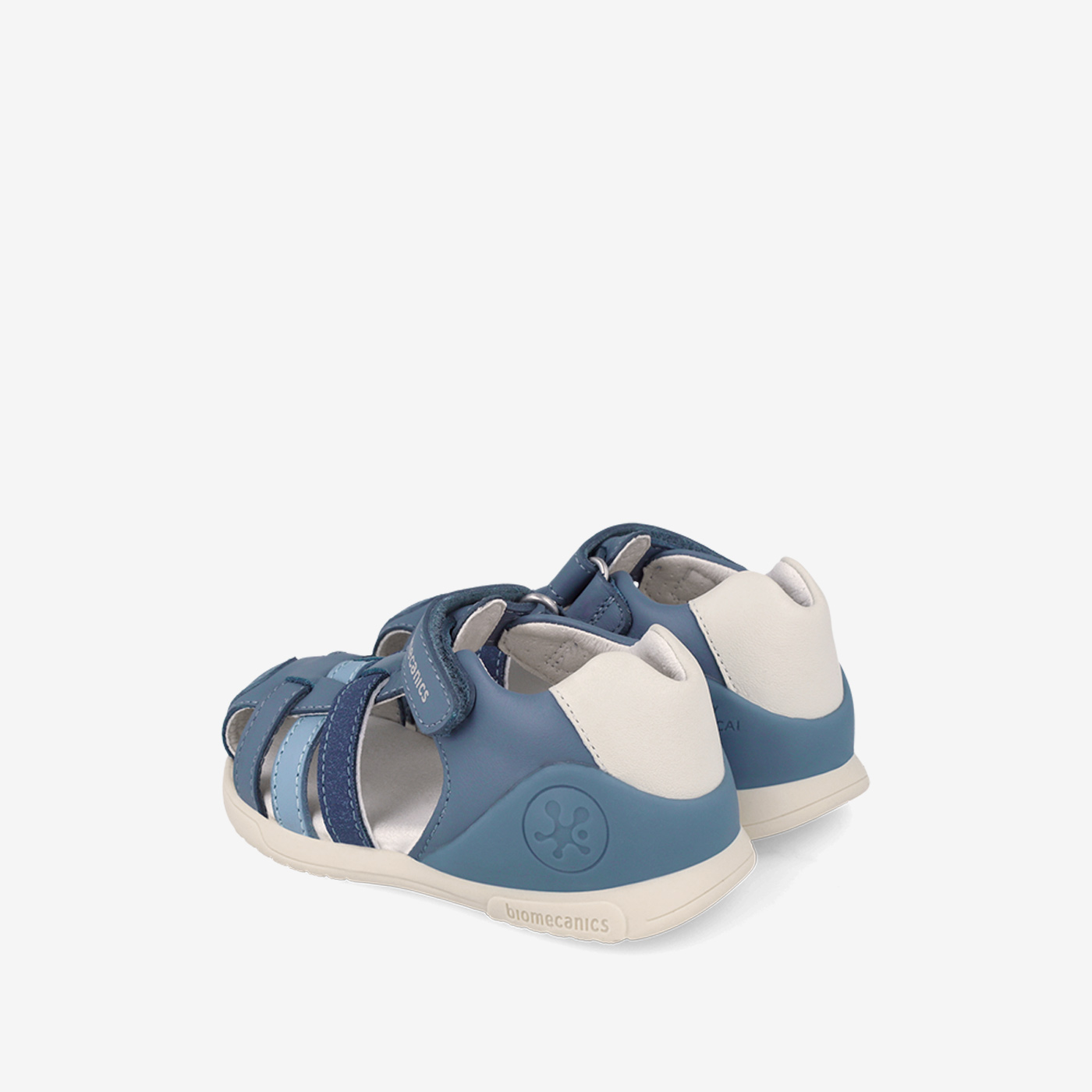 Sandalia de niño en azul con puntera reforzada de Biomecanics