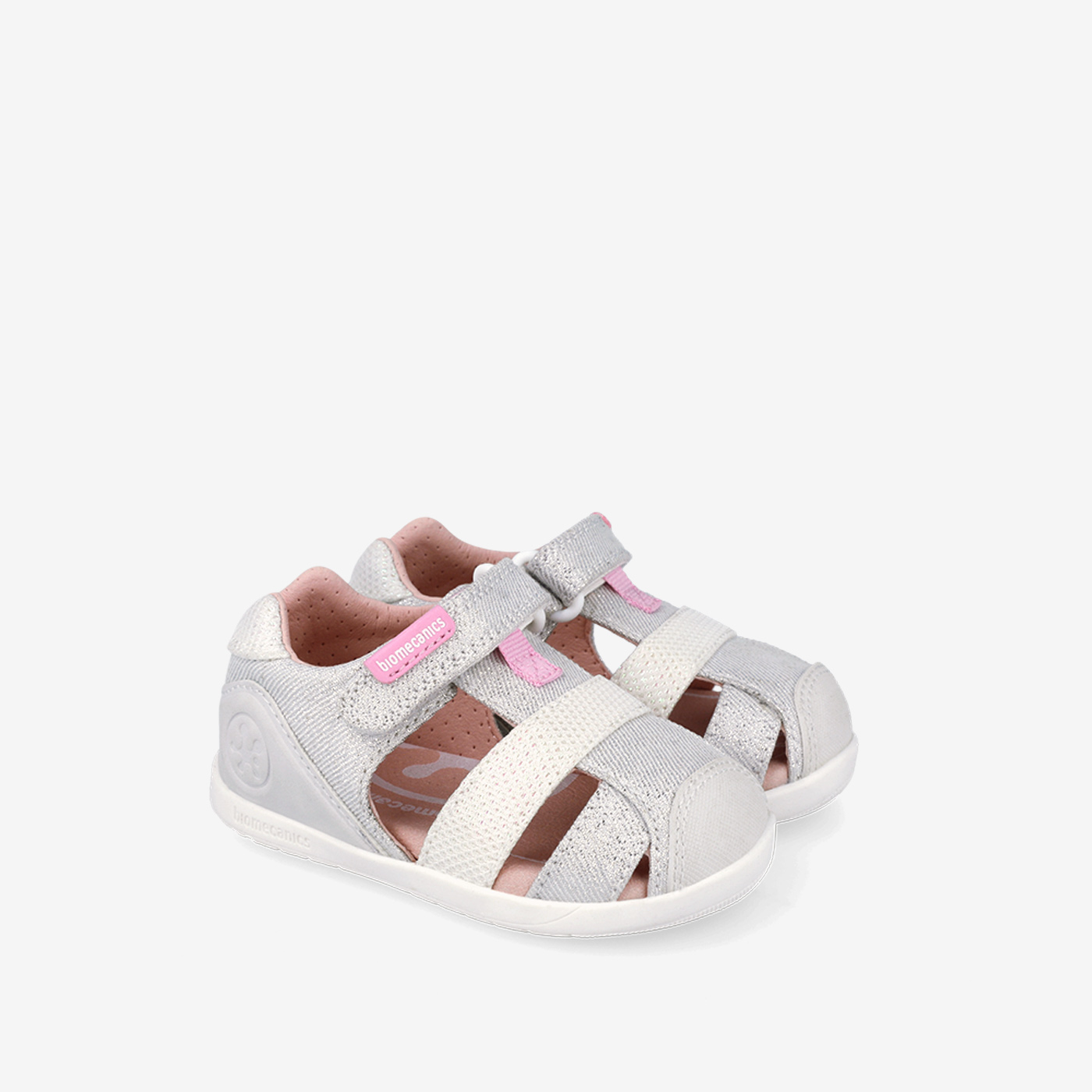 Sandalia Respetuosa con puntera en color plateado de Biomecanics