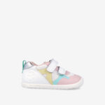 Biomecanics deportiva blanca. Ideales para guardería