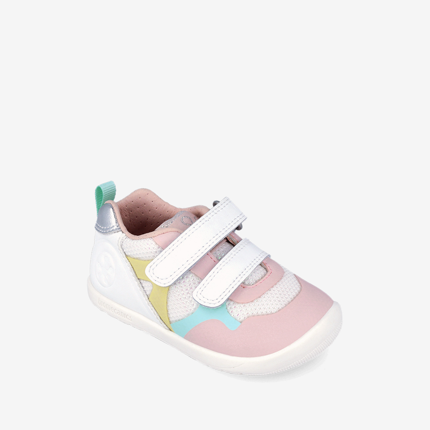 Biomecanics deportiva blanca. Ideales para guardería